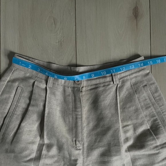 ❌SOLD❌ Vintage Liz Claiborne Pleated Linen Trousers - Picture 5 of 9